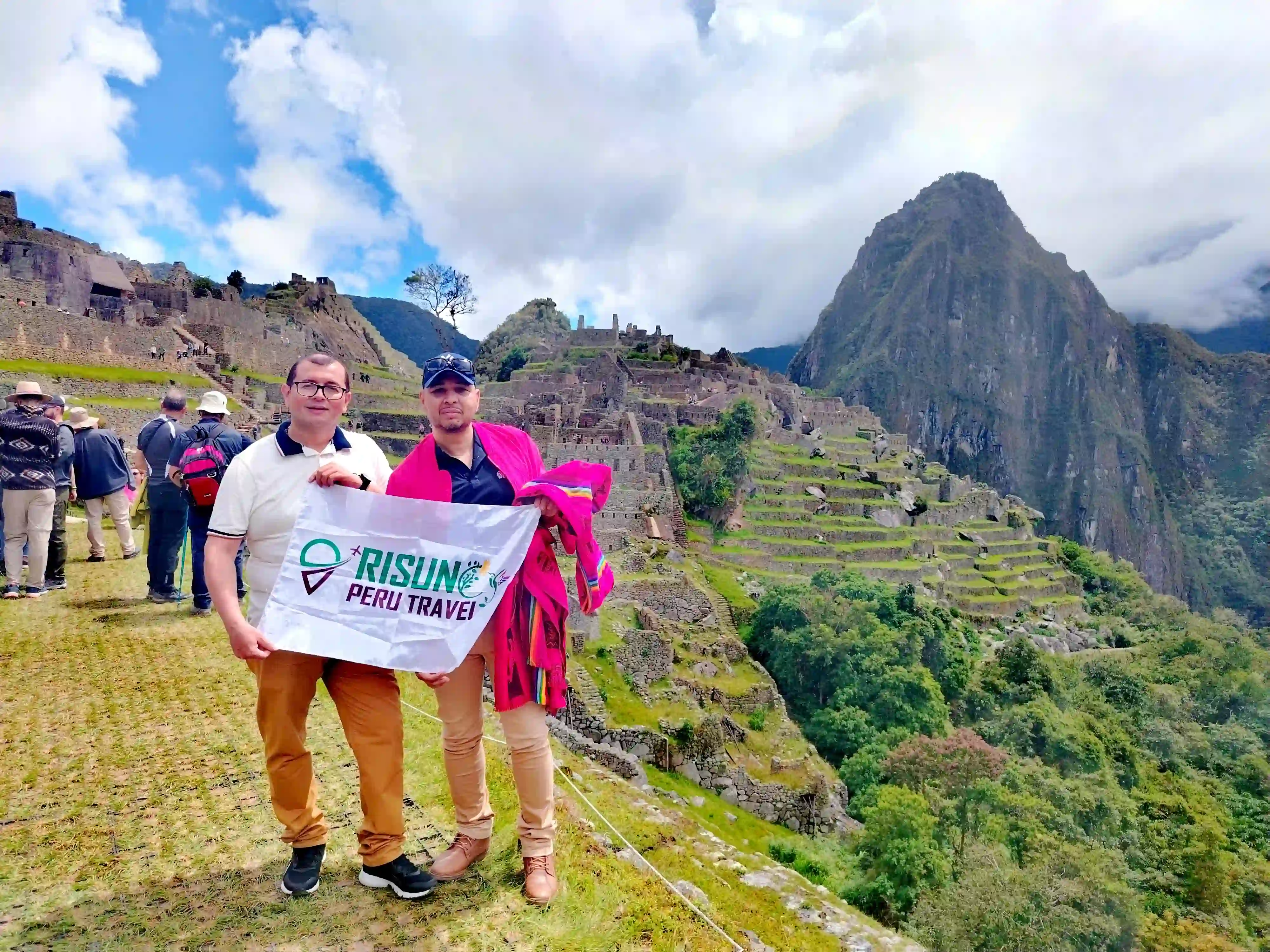 Valle Sagrado + Machu Picchu